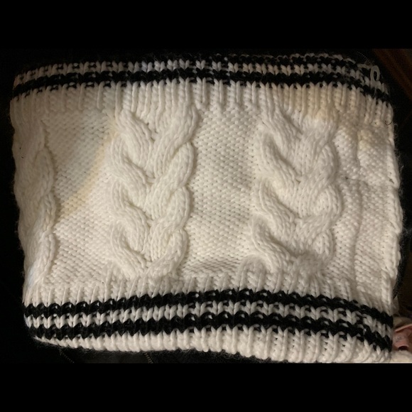 Steve Madden Cowl scarf - neck/warmer - Picture 2 of 3